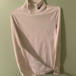 white nike turtle neck fit